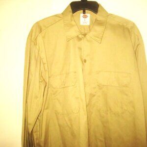 Dickies Men's Long Sleeve Button Down Shirt NWOT Size Large Beige